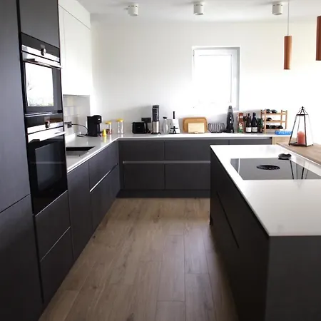 Peaceful Modern 2 Bedroom Penthouse With View * Hesperange