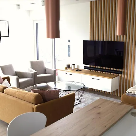 Peaceful Modern 2 Bedroom Penthouse With View Apartamento