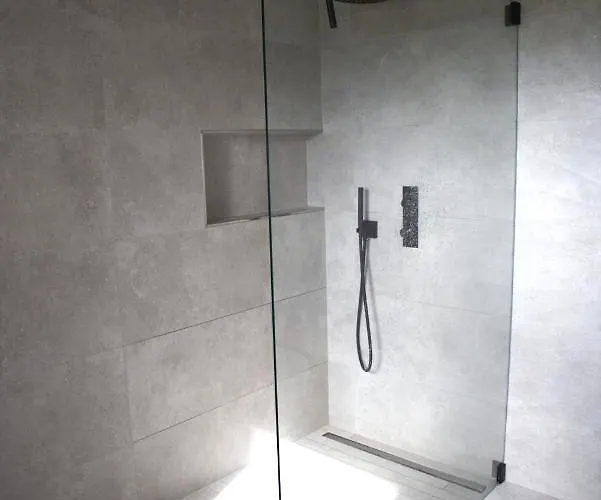 דירה Peaceful Modern 2 Bedroom Penthouse With View