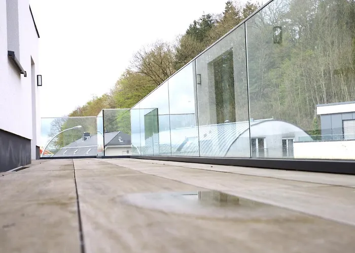 Peaceful Modern 2 Bedroom Penthouse With View Hesperange
